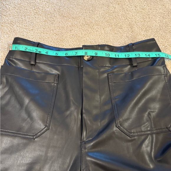 Anthropologie Maeve Colette Faux Leather Cropped pants size 30 - Picture 9 of 9